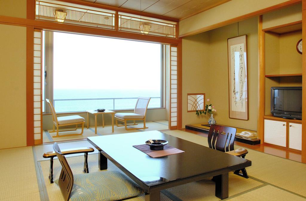 Kaike Kikunoya Hotell Yonago Rum bild